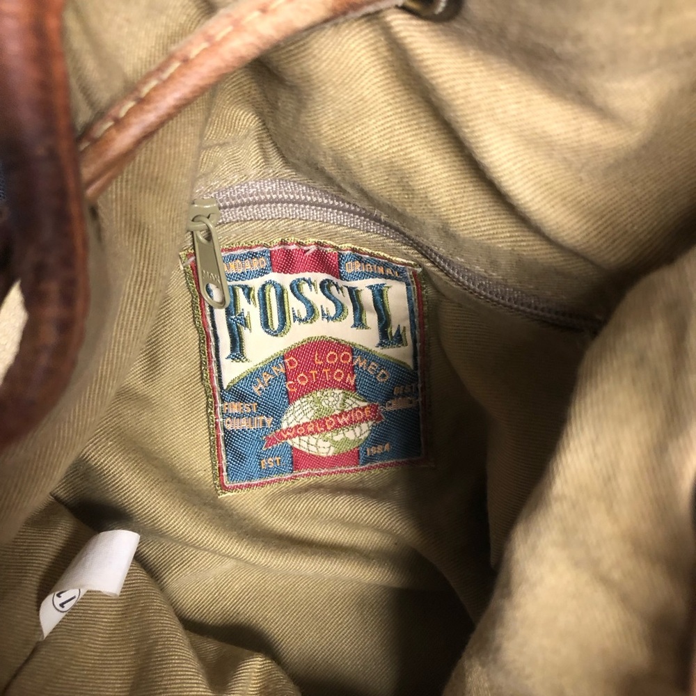 VINTAGE FOSSIL BUCKET PURSE - CANVAS AND LEATHER - Picture 4 of 4